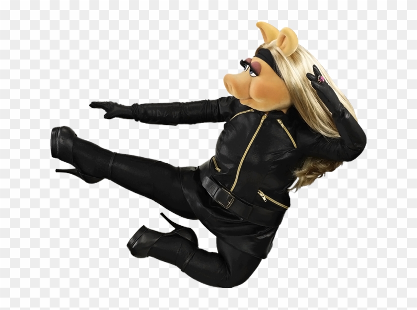 Ruby Young On Twitter - Miss Piggy Karate Clipart