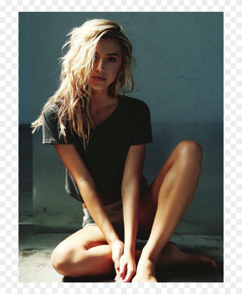 Alexis Ren Crying Clipart